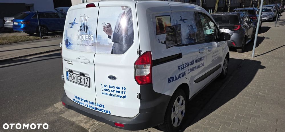 Ford Transit Courier - 3