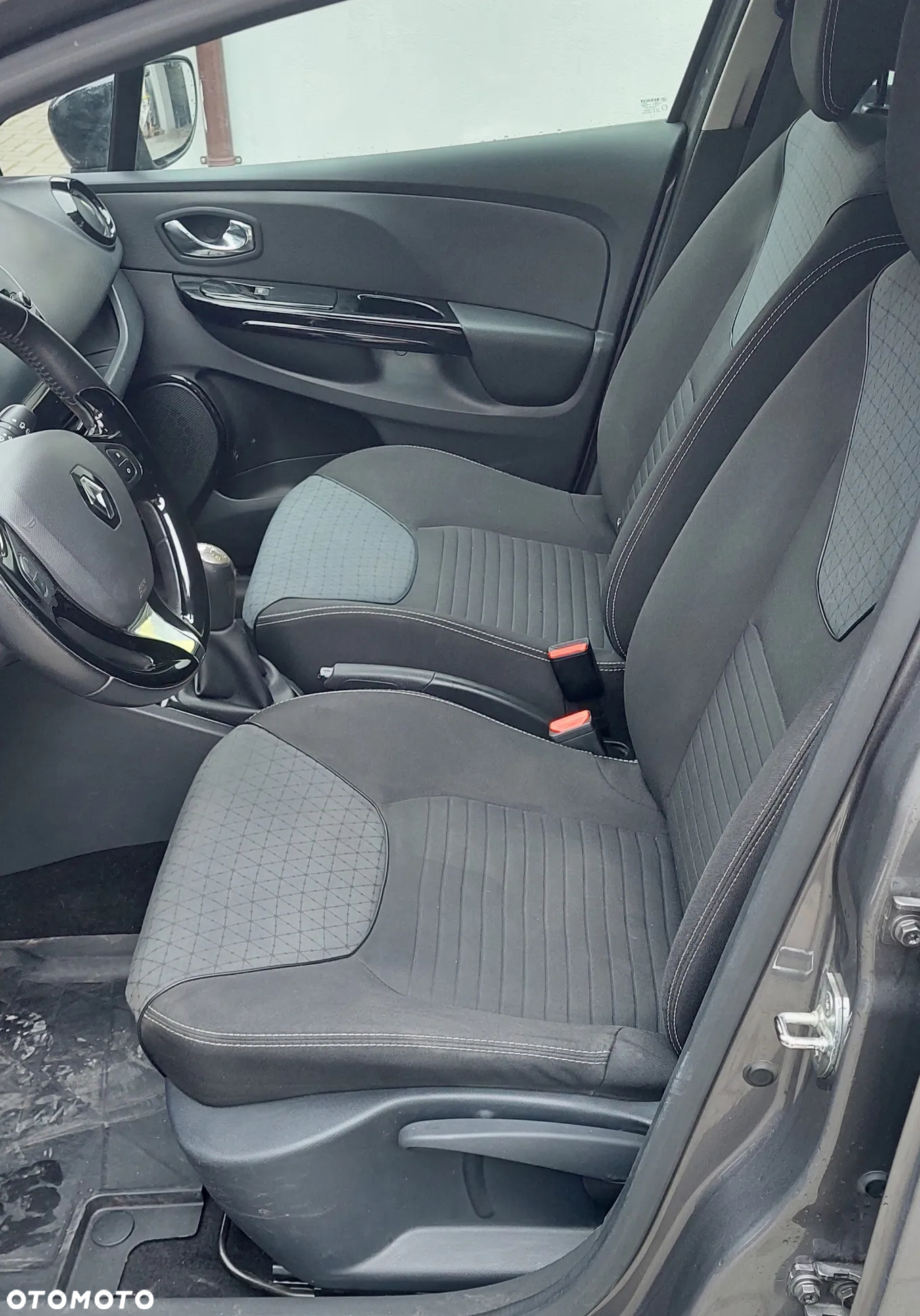 Renault Clio 1.5 dCi Alize - 4