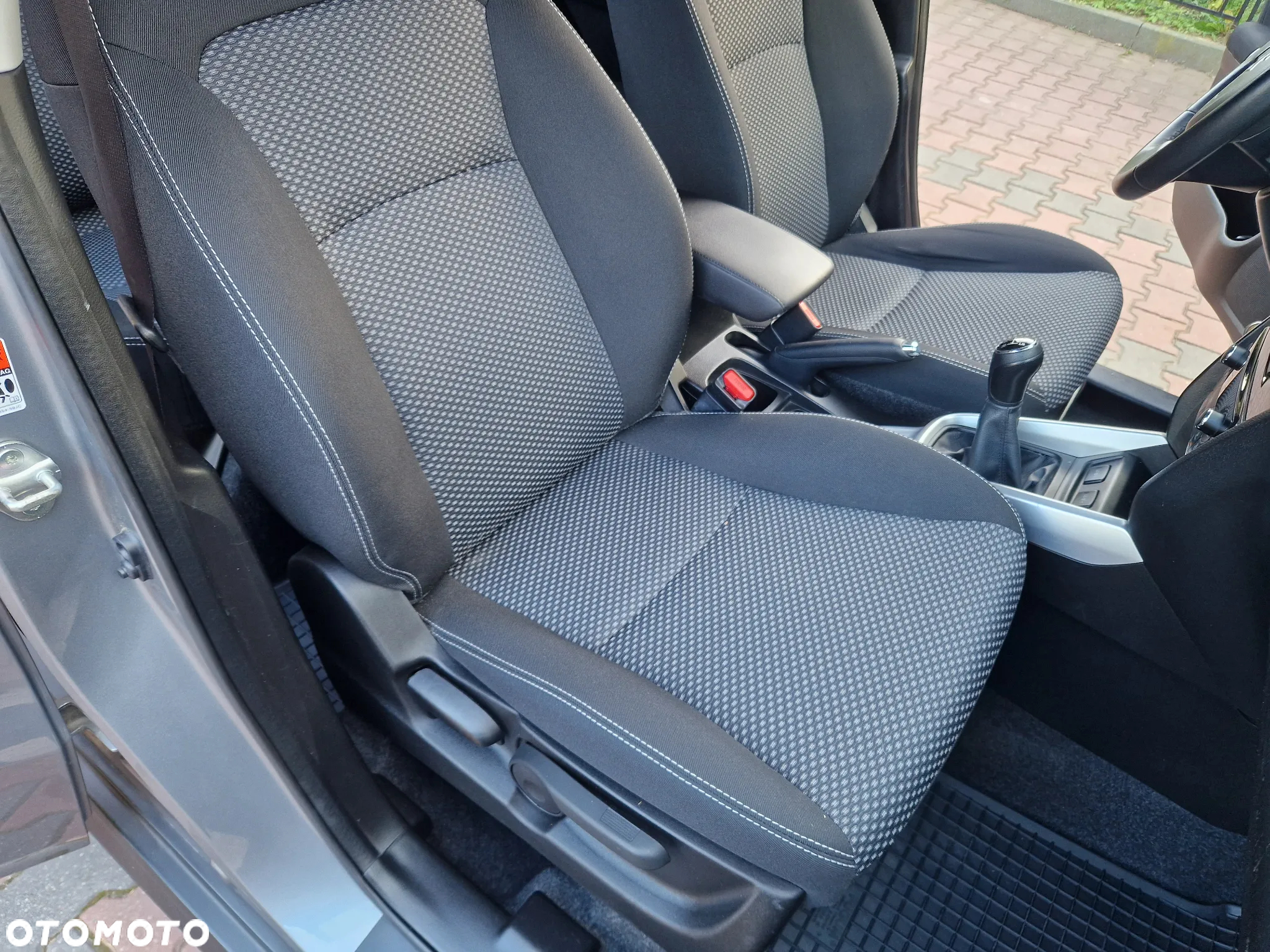 Suzuki Vitara 1.6 Premium 4WD - 23