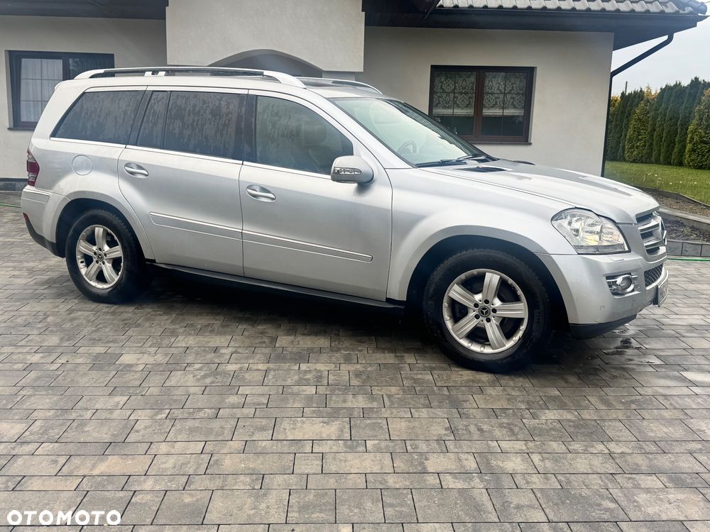 Mercedes-Benz GL 350 CDI DPF 4Matic BlueEFFICIENCY 7G-TRONIC - 4