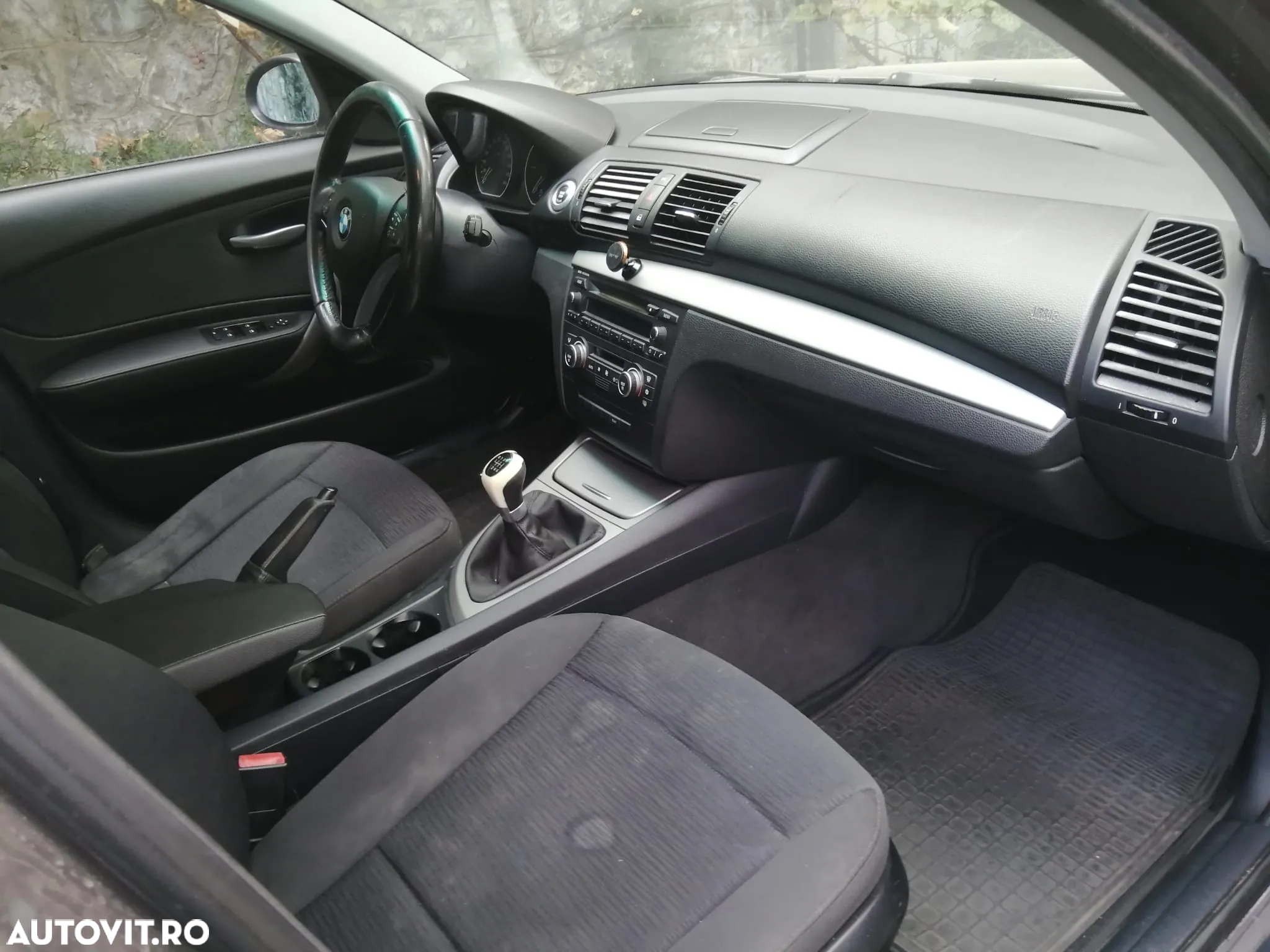 BMW Seria 1 118d - 4
