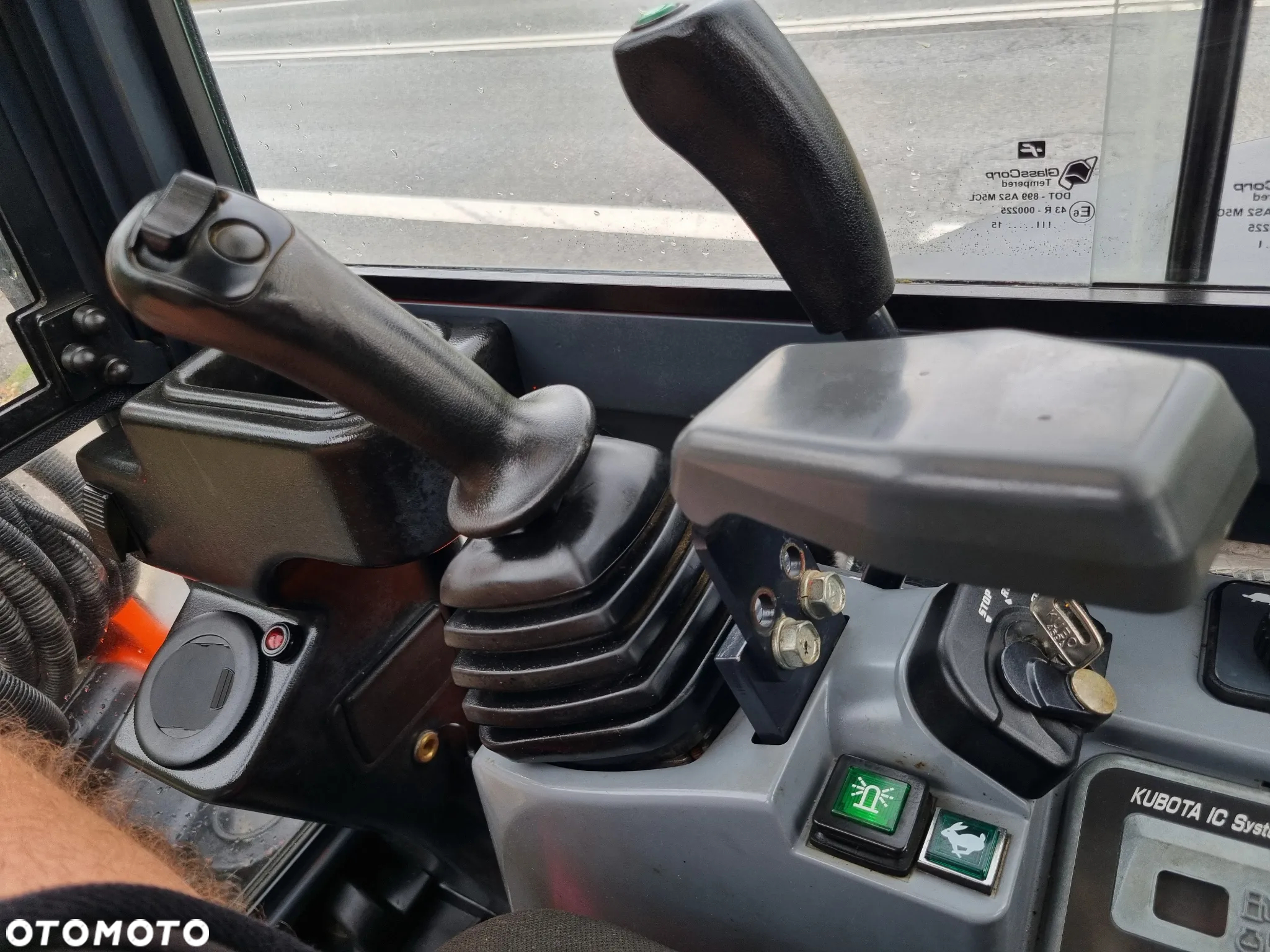 Kubota U35 koparka 3,7 tony 2016r 3sekcje zamki na tłokach  z Norwegi JakNowa 1650h - 30