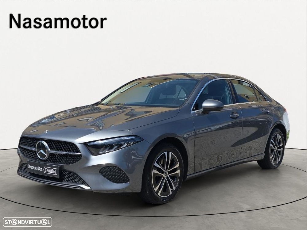 Mercedes-Benz A 250 Limousine - 8