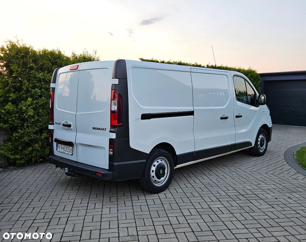 Renault Trafic - 12