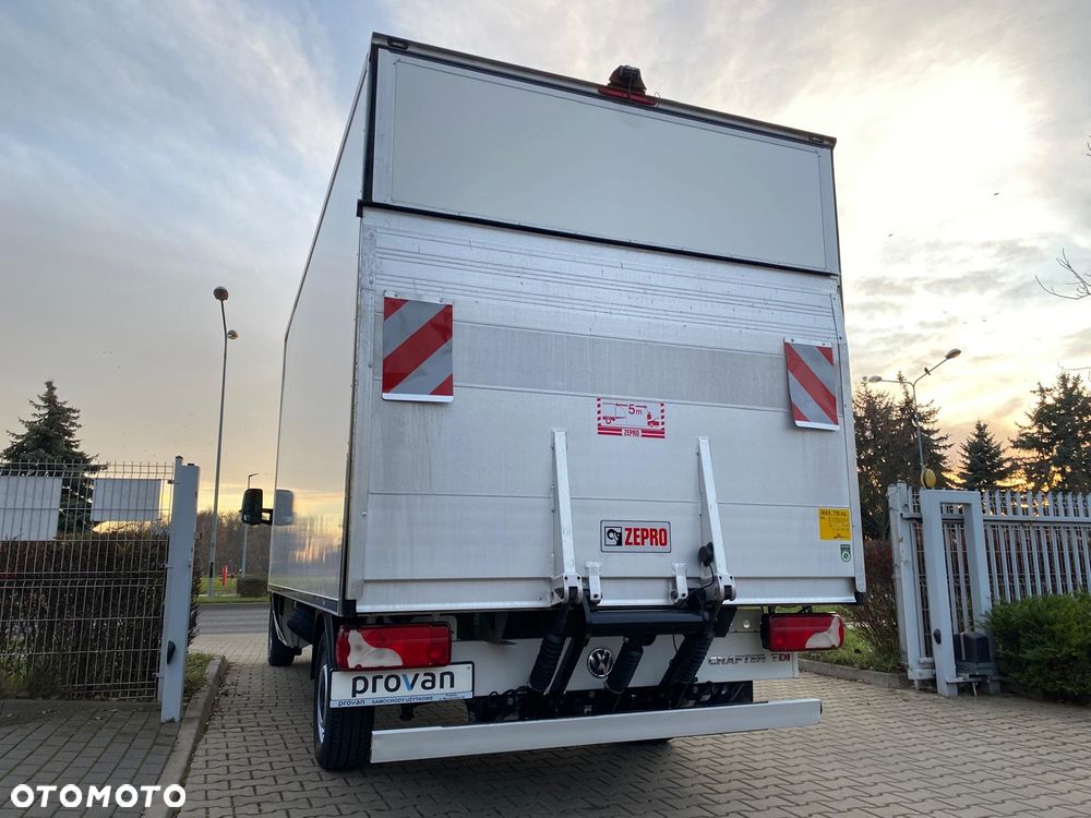 Volkswagen CRAFTER 2,0 TDI 163KM KONTENER 8EP WINDA ZEPRO NISKI PRZEBIEG - 19