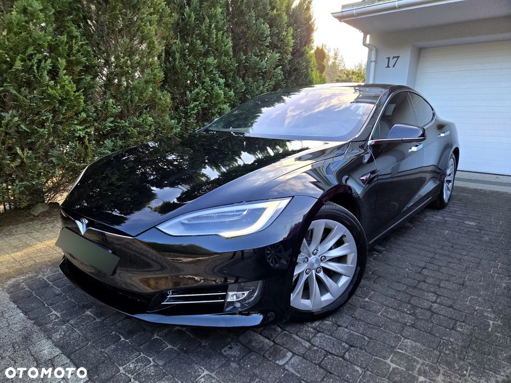 Tesla Model S 75 - 1