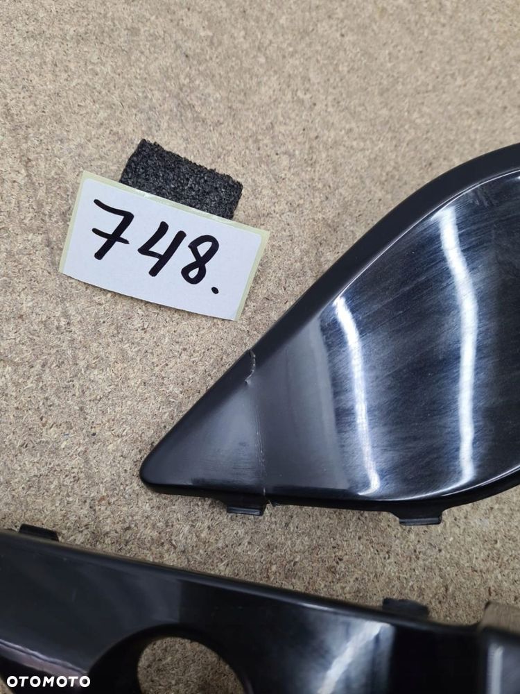 Narożnik zderzaka tył lewy VW ID4 ID-4 20- - 6