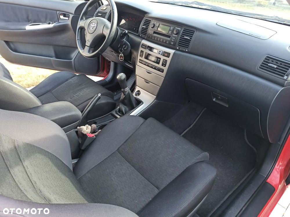 Toyota Corolla - 17