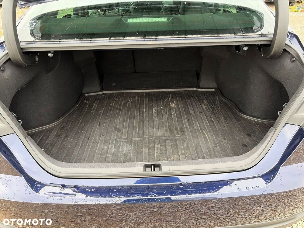 Toyota Camry 2025