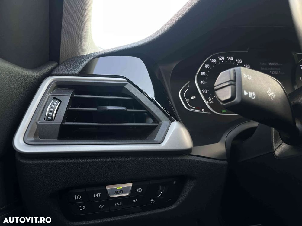 BMW Seria 3 - 10