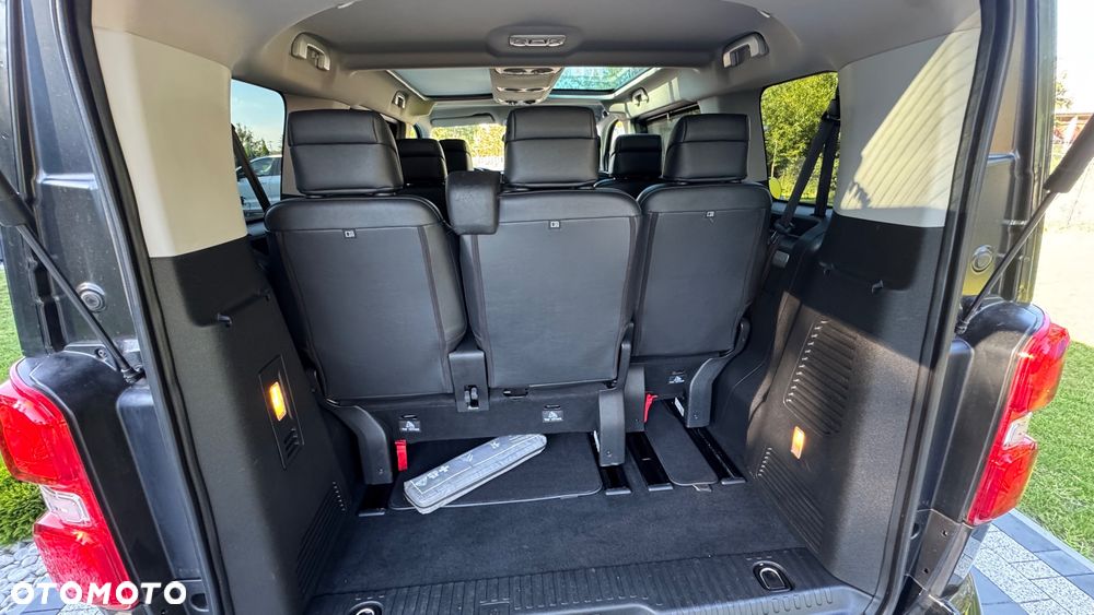 Peugeot Traveller L1 2.0 EAT8 Business - 38