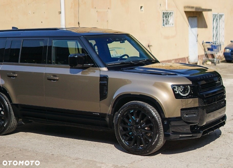 Land Rover Defender 110 3.0 D200 mHEV - 9
