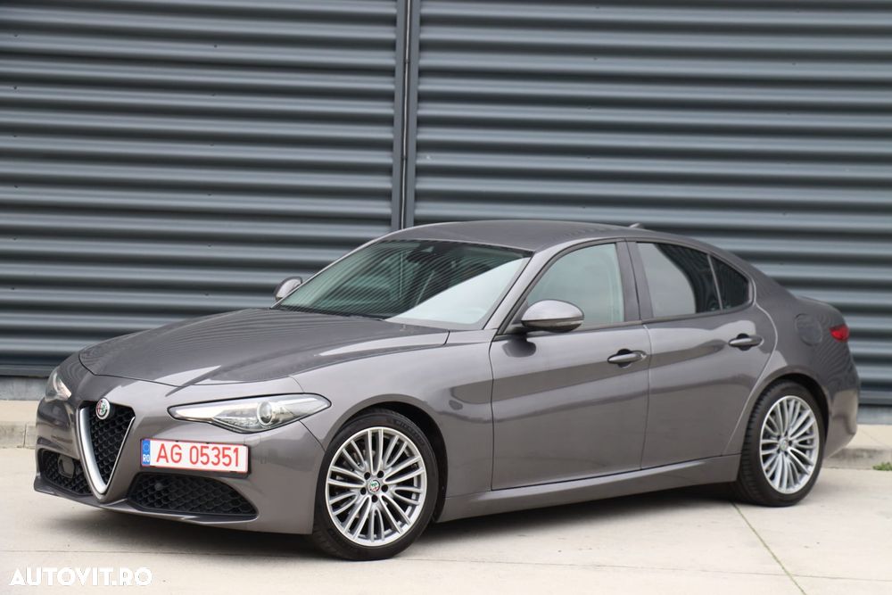 Alfa Romeo Giulia 2.2 Diesel AT8-Q4 Tributo Italiano - 18