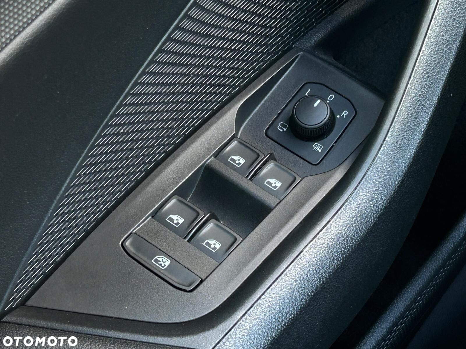 Skoda Octavia 2.0 TDI Sportline DSG - 20