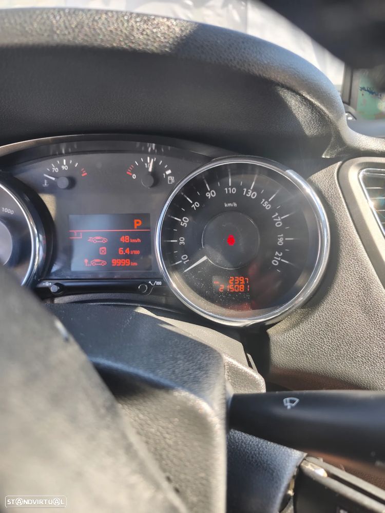 Peugeot 5008 BlueHDI 120 EAT6 Stop & Start Allure - 14