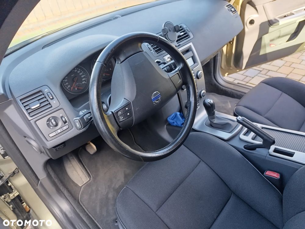 Volvo V50 - 8