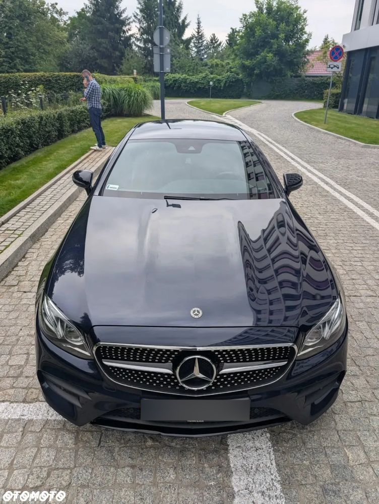 Mercedes-Benz Klasa E 220 d Coupe 4-Matic 9G-TRONIC - 3