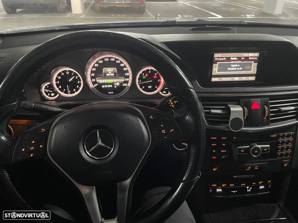 Mercedes-Benz E 300 Bluetec Hybrid Avantgarde - 18