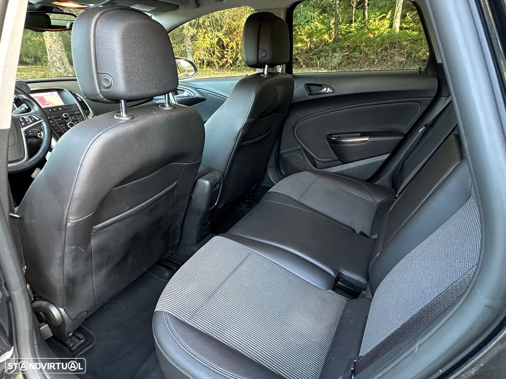 Opel Astra Sports Tourer 1.7 CDTi Cosmo - 21