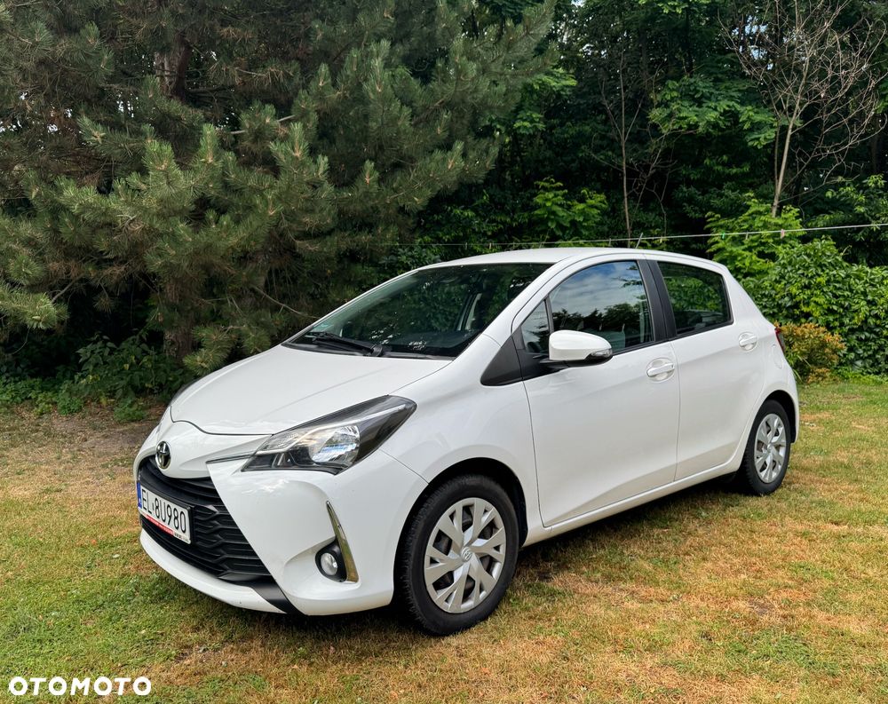 Toyota Yaris 1.5 Premium - 1
