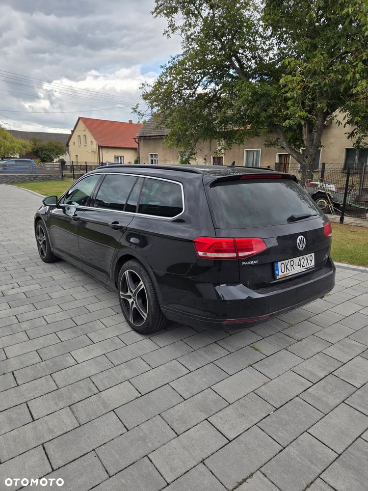 Volkswagen Passat Variant 2.0 TDI SCR DSG Comfortline - 4
