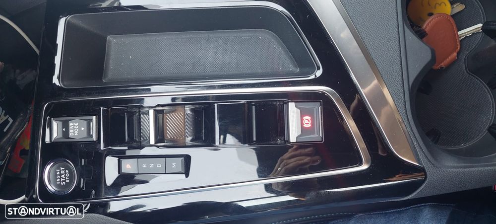 Peugeot 5008 1.5 BlueHDi Allure Pack EAT8 - 5