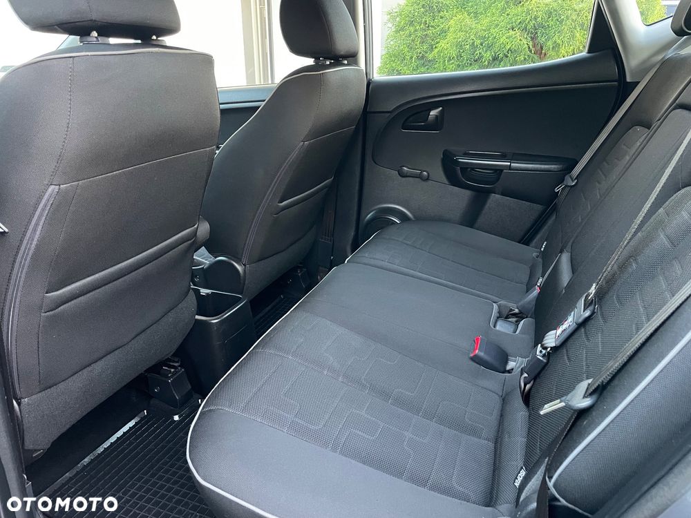 Kia Venga 1.4 M - 7