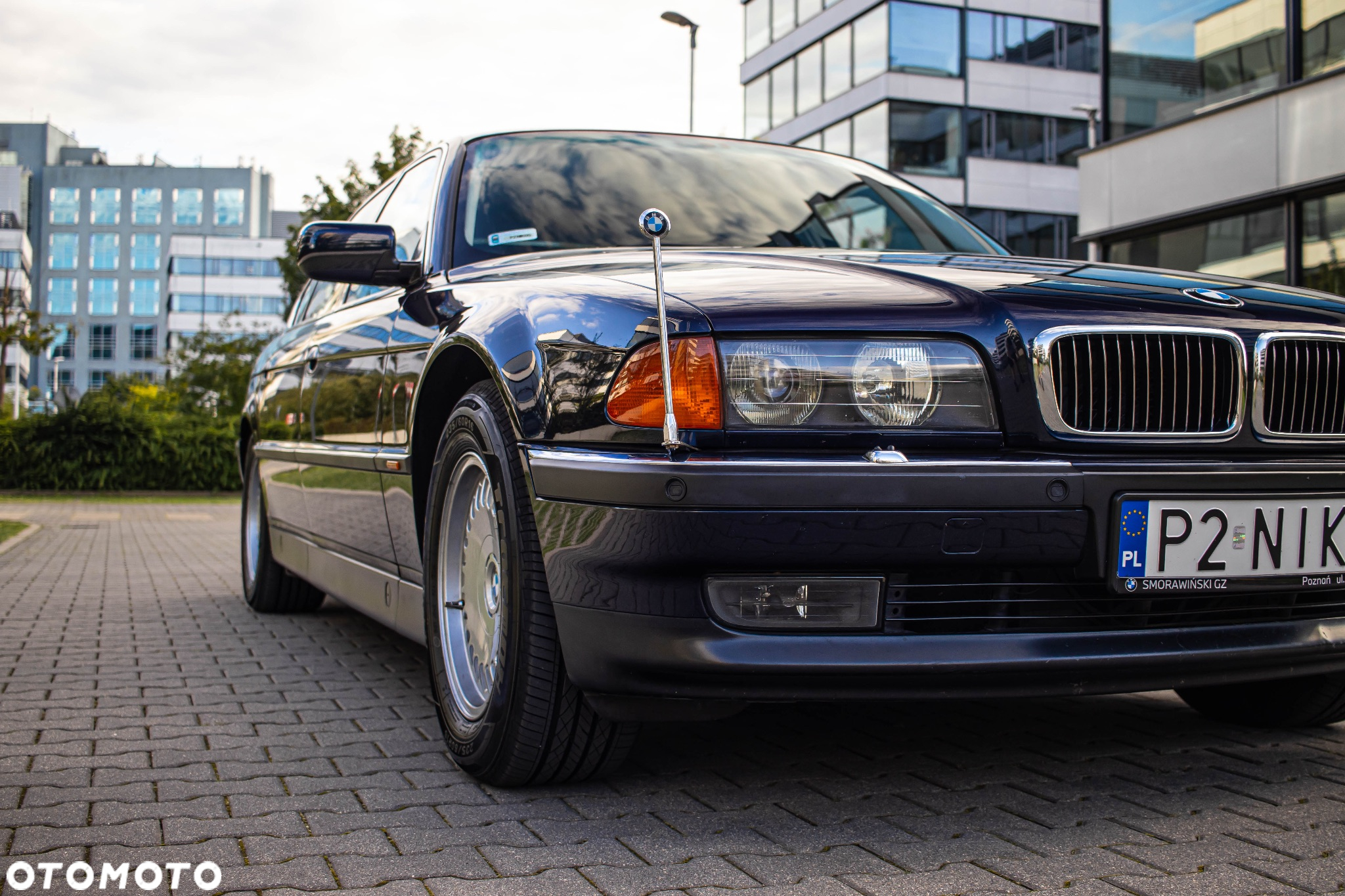 BMW Seria 7 750iL - 6
