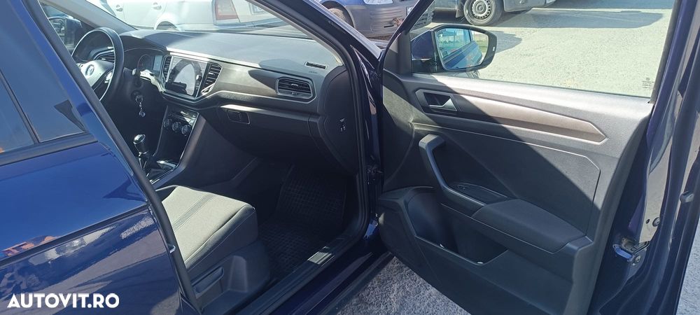 Volkswagen T-Roc 1.6 TDI Base - 6