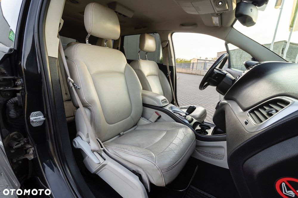 Fiat Freemont 3.6 V6 Lounge - 35
