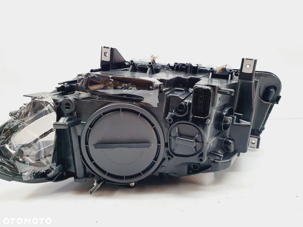 LAMPA PRAWA BI-XENON BMW 5 F10 F11 EUROPA - 4