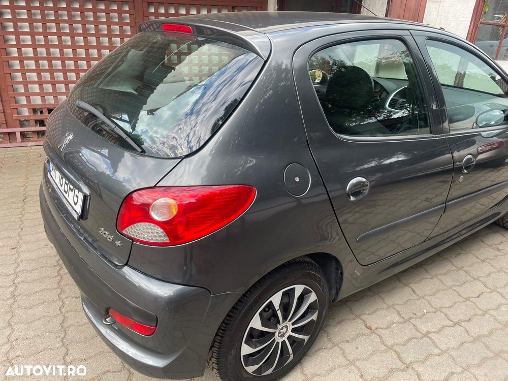 Peugeot 206+ - 2