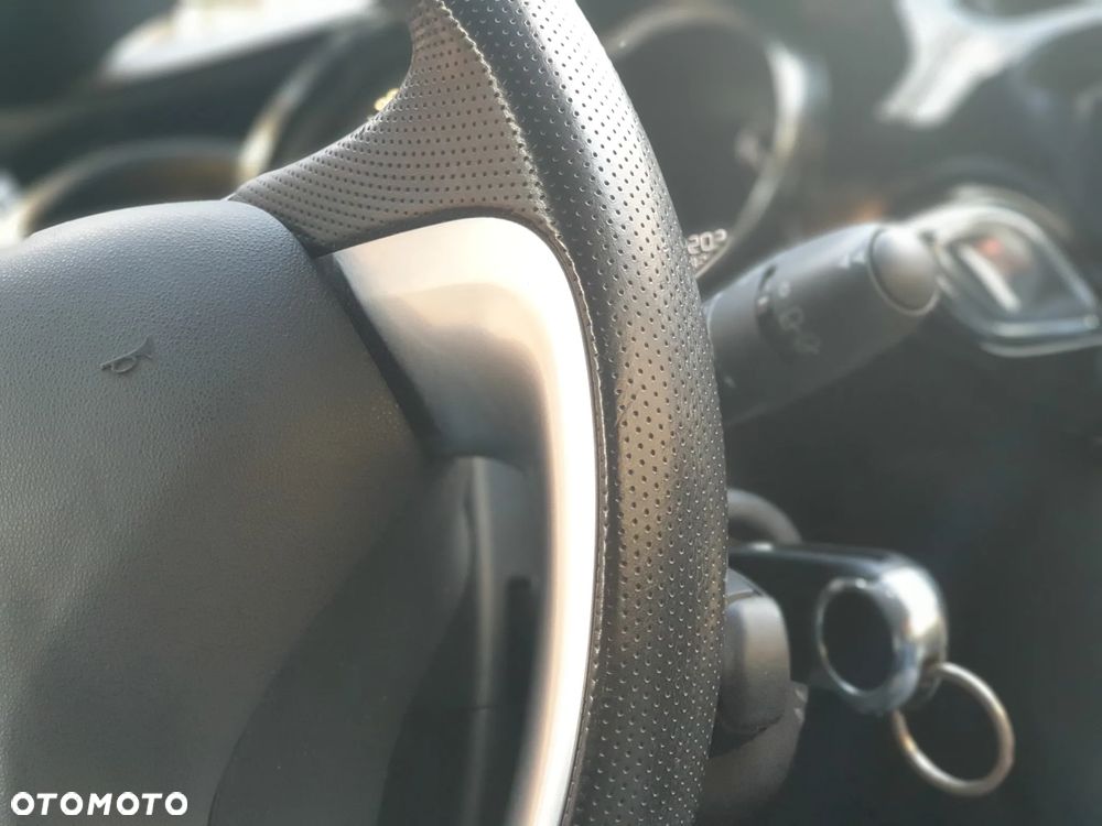 Citroën DS3 THP 155 SportChic - 17