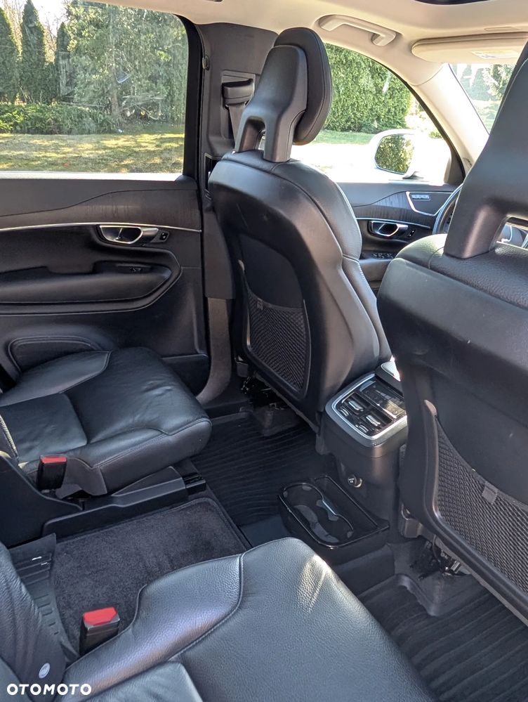 Volvo XC 90 - 33
