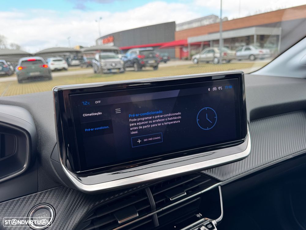 Peugeot e-208 Allure - 24