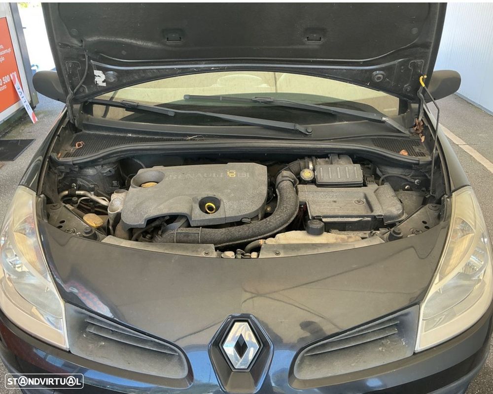 Renault Clio - 7