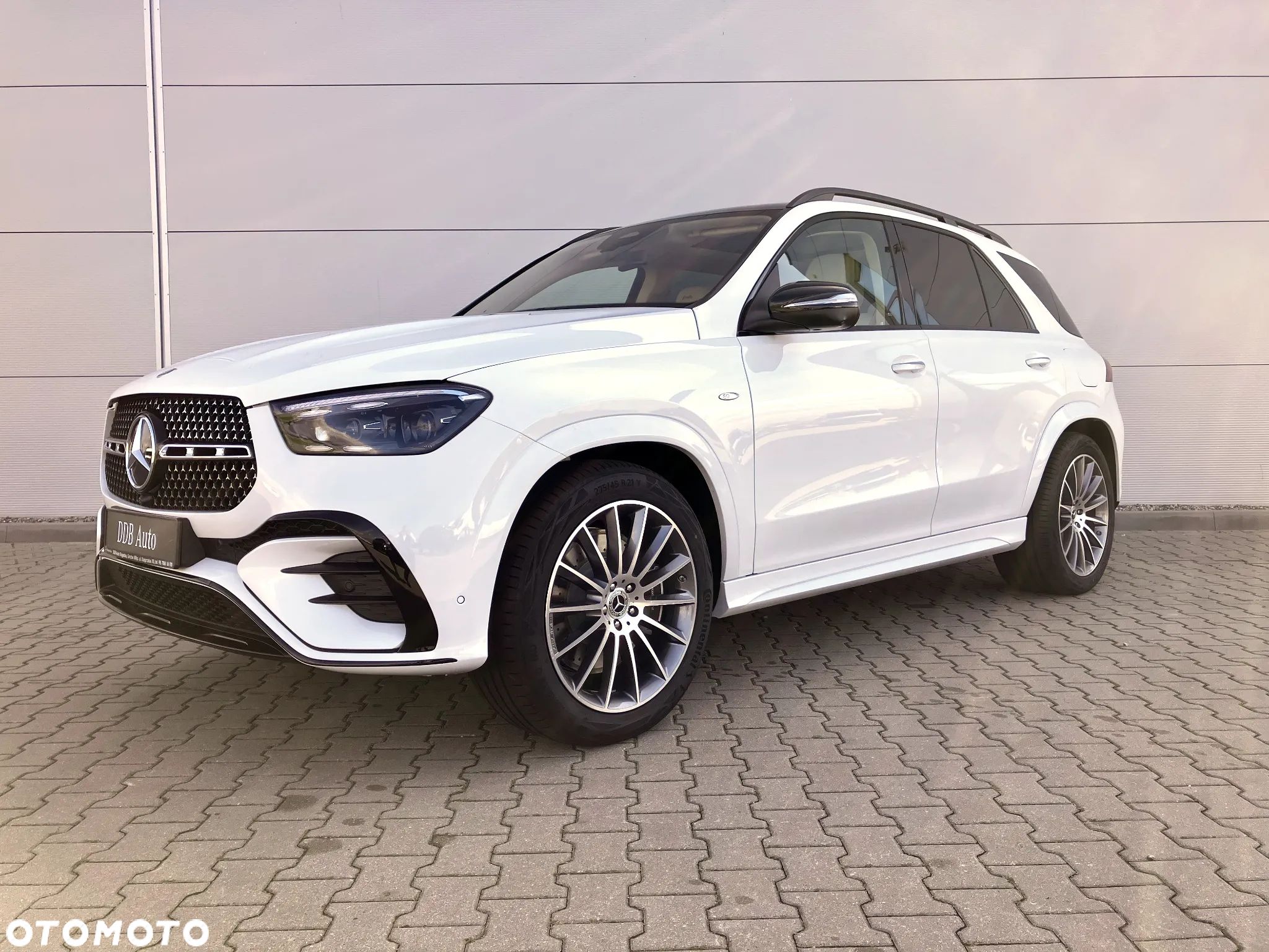 Mercedes-Benz GLE - 1