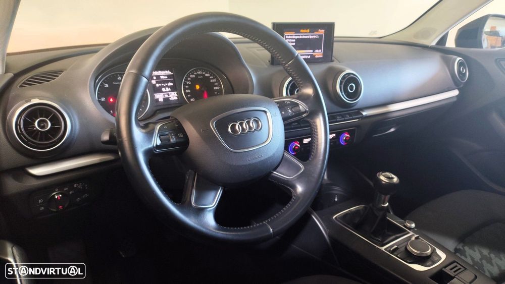 Audi A3 Sportback - 9
