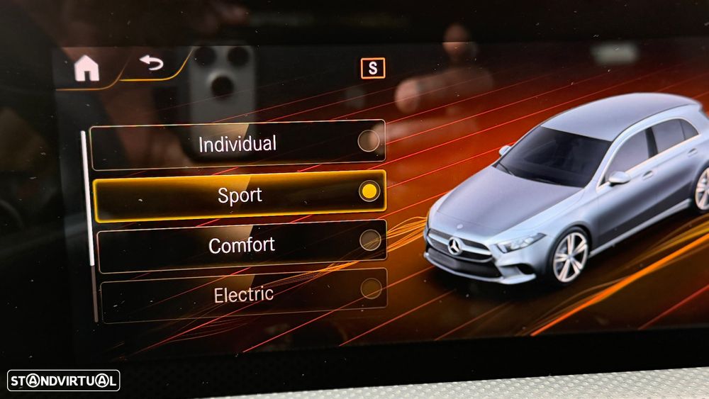 Mercedes-Benz A 250 e 8G-DCT Edition AMG Line - 16