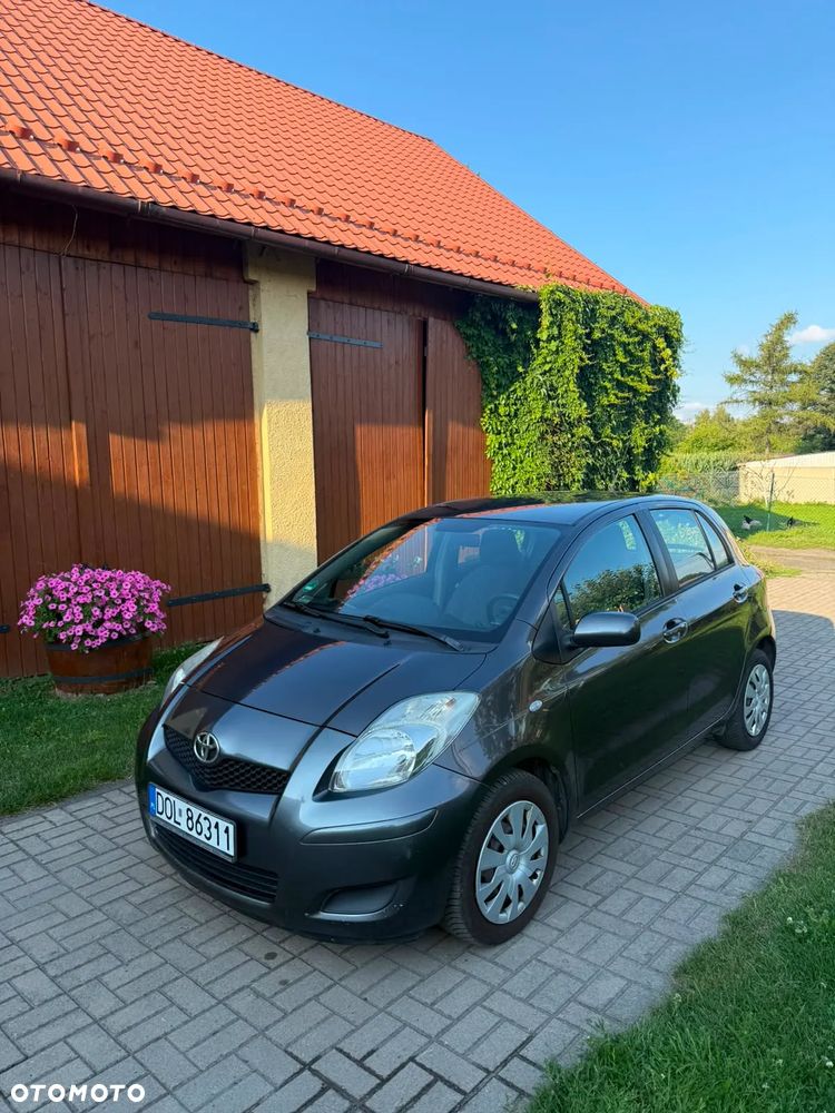 Toyota Yaris 1.4 D-4D Prestige - 13