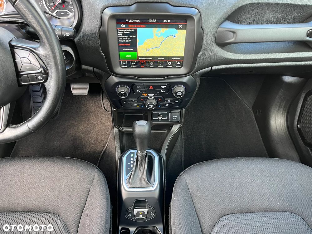 Jeep Renegade - 24