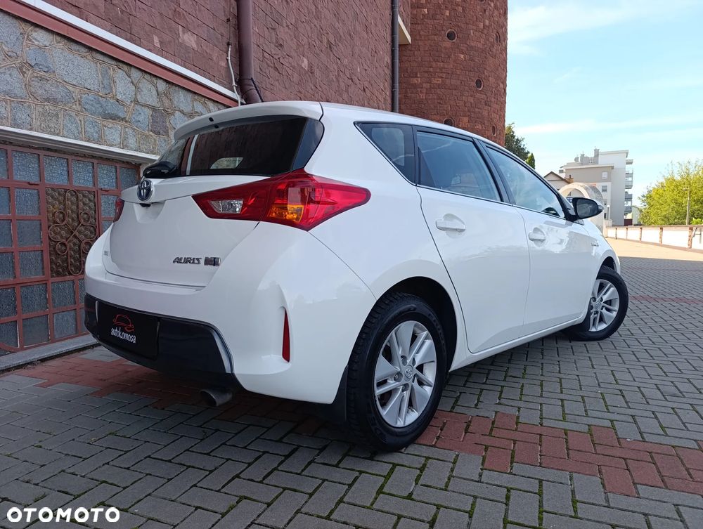 Toyota Auris - 10