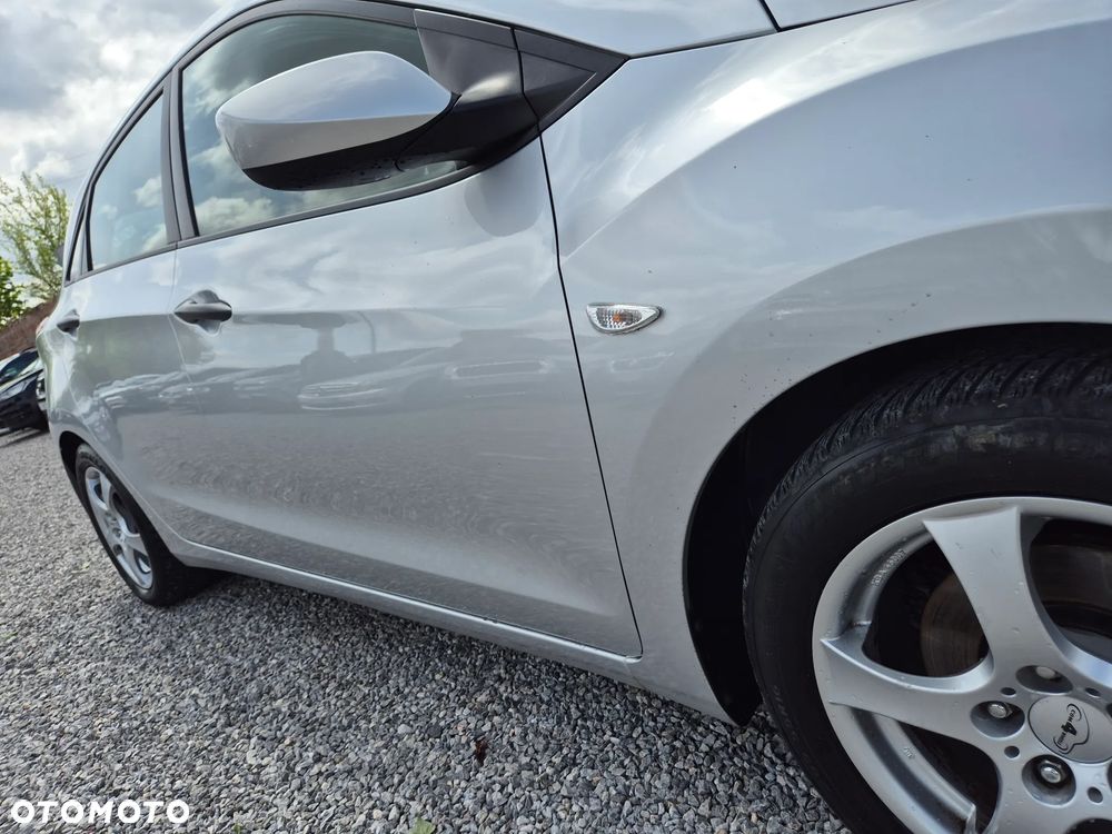 Hyundai i30 1.4 Comfort - 23