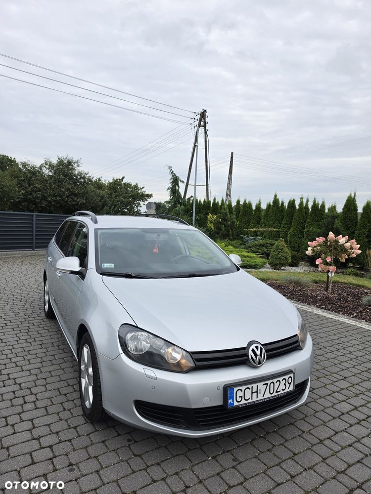Volkswagen Golf - 1