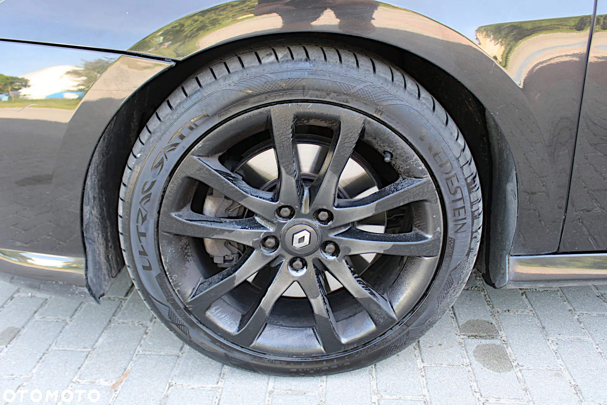 Renault Laguna dCi 175 FAP Bose Edition - 13