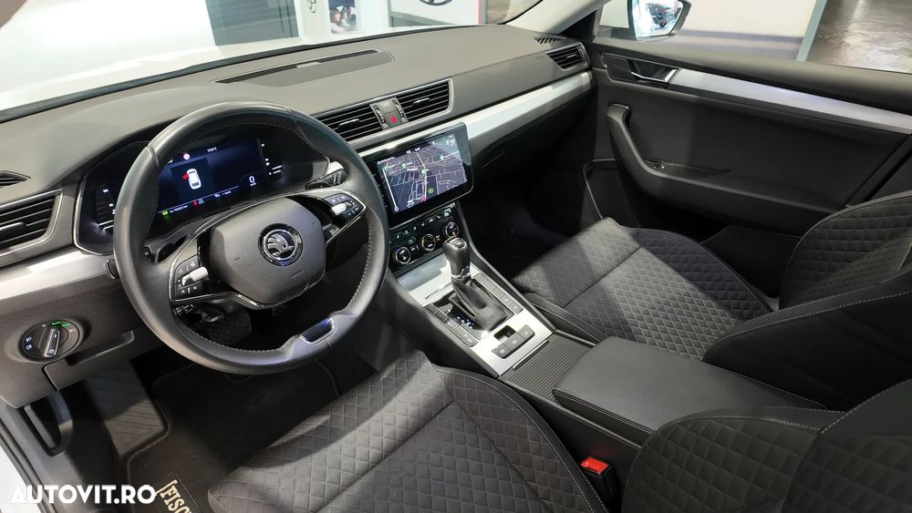 Skoda Superb 2.0 TDI DSG Ambition - 13