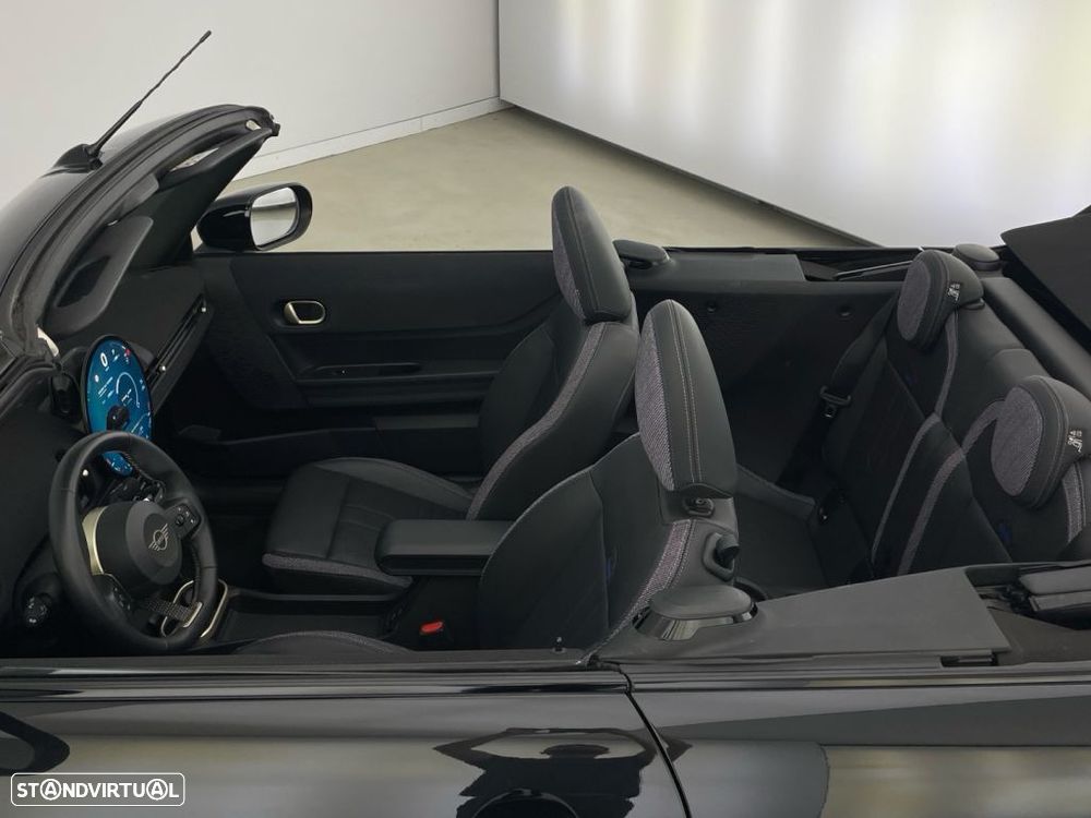 MINI Cabrio C Classic - 25