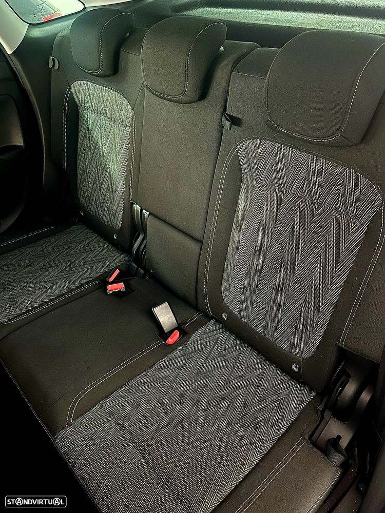 Opel Crossland X 1.2 T Edition - 28