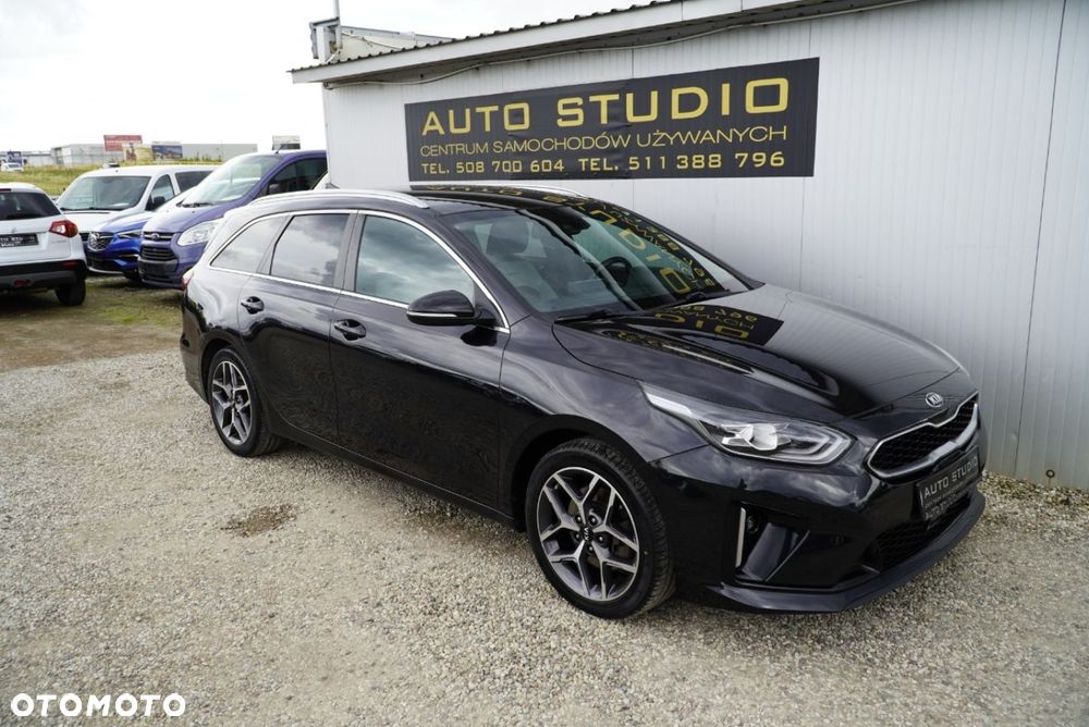 Kia Ceed 1.4 T-GDI DCT OPF GT Line - 35
