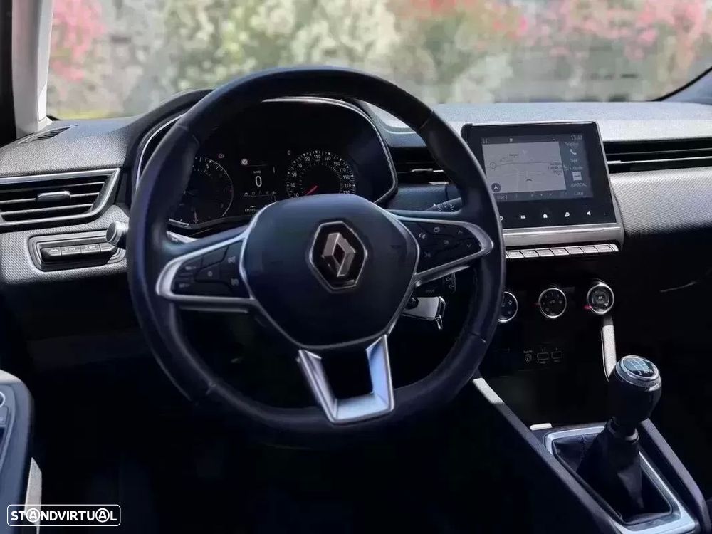 Renault Clio 1.0 TCe Exclusive — fotografia 5